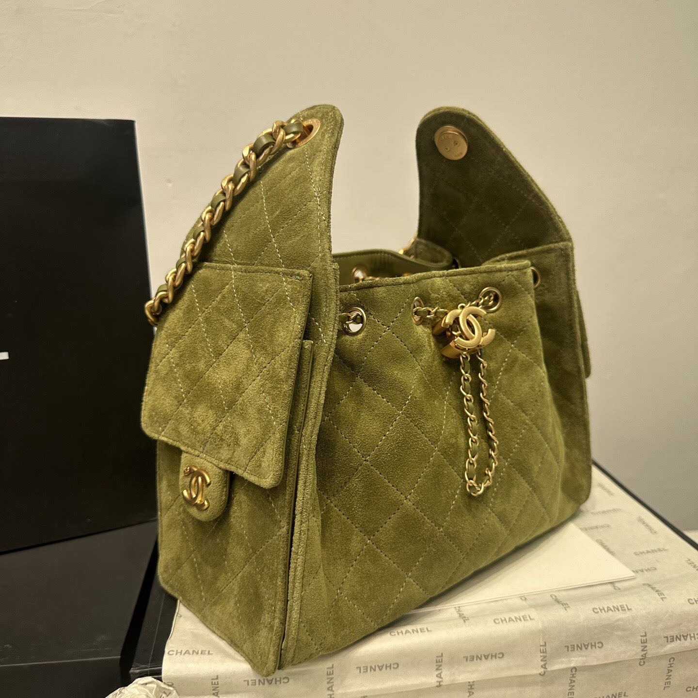 CHANEL 25 Small Handbag Suede AS5293 Green