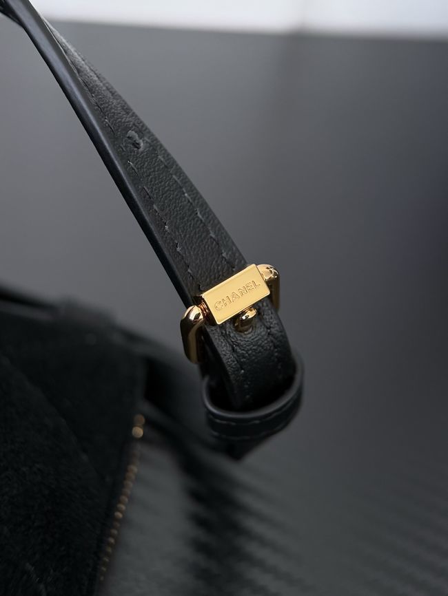 CHANEL Hobo Bag Suede AS5322 black CHANEL Hobo Bag Suede AS5322 black